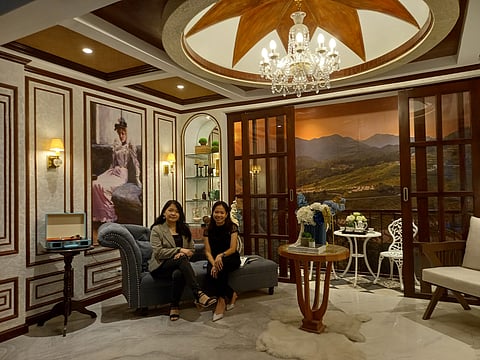 ‘L’AMOUR du Monde Entier’ by Alma Marie Lacman, Glovelle Palileo, Kristin Dominique Ramos and Sophia Ejercito.