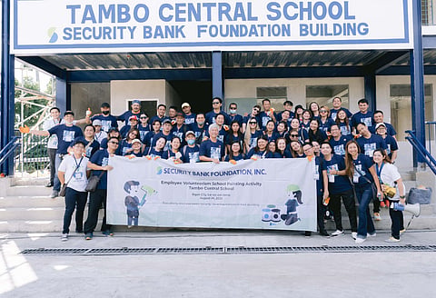 Employees from Security Bank Area 27 Mindanao participated in Security Bank Foundation Inc.’s volunteer school painting activity in Iligan City, Lanao del Norte last August.(PHOTOGRAPH COURTESY OF SECURITY BANK FOUNDATION INC.)