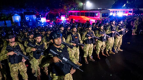 Salvadoran cities under siege