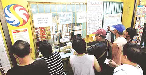 PCSO breaches P1-B sales in two weeks; records over P100M in one day