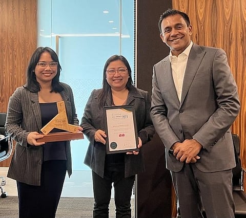 photograph courtesy of diy
At the recently concluded Creador ESG Impact Awards 2023, Mydee David, HR head of MR.DIY Philippines (center), gracefully accepted the award alongside Ma. Eddel Francesca (left) ESG Analyst, and Brahmal Vasudevan (right), chief executive officer of Creador.