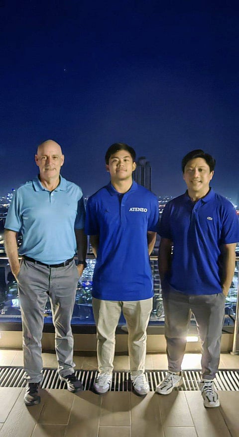 PHOTOGRAPH COURTESY OF SMARTS SPORTS
Jared Bahay (middle)  commits to Ateneo de Manila University and will be eligible to suit up for the Blue Eagles in the University Athletic Association of the Philippines Season 87. Also shown are Blue Eagles head coach Tab Baldwin (left) and team manager Epok Quimpo.
