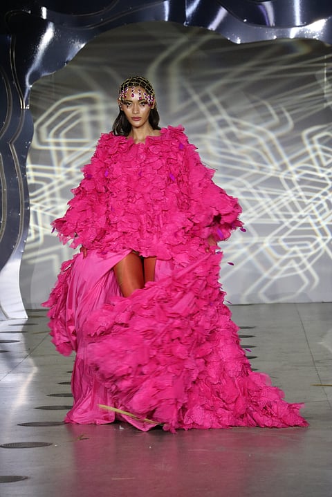 ‘Sa Amoa — Garbo sa Gitago Collection’ by Joshua Mario Daryll Chiong.