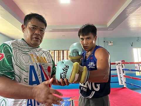 PHOTOGRAPH COURTESY OF MP Boxing
Vincent Astrolabio and chief trainer Nonoy Neri are looking forward to challenging newly-crowned WBC bantamweight king Junto Nakatani.