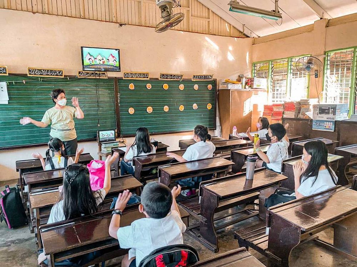 DepEd queried on defunded SpEd