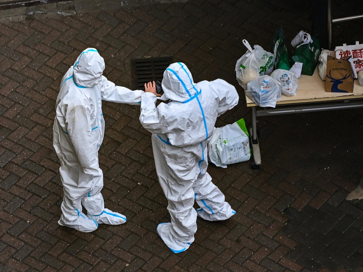 Students protest campus lockdown