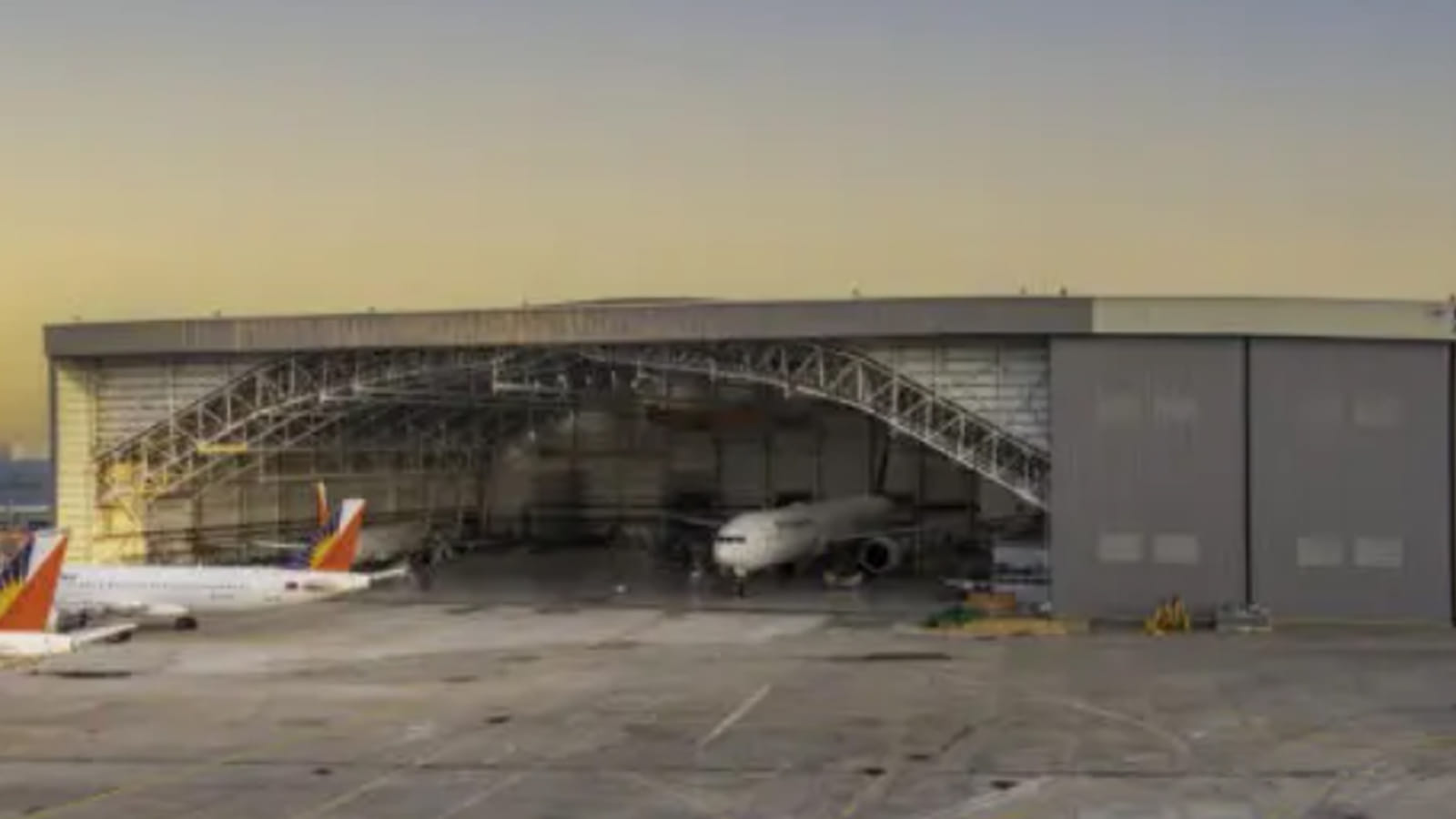 Lufthansa building P15-B Clark hangar