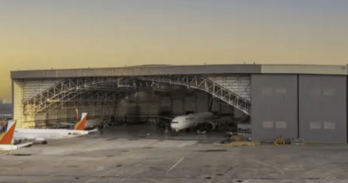 Lufthansa building P15-B Clark hangar