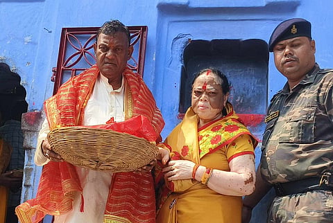Guv designate Brajmohan Ram offers prayer at Maa Ugratara Temple