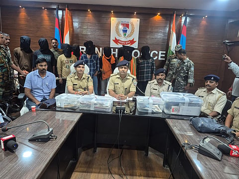 Ten held in cyber fraud case; Rs 7.98 Lakh seized