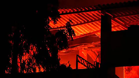 fire at Vasco market
