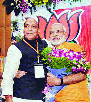 Namo Narendra, chants BJP in unison