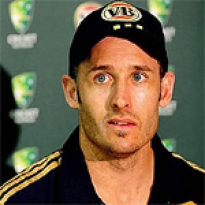Australia in shambles but Hussey has no plans of comeback