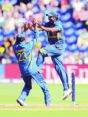 lankans look to survive as Eng eye semis