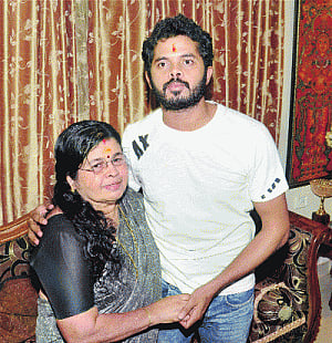 I want to play cricket and get back into the team: Sreesanth