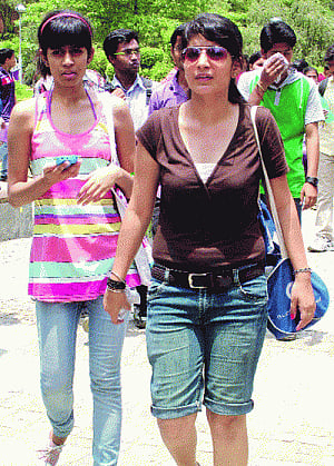 Heavy rush for DU's 4-year Computer Science courses