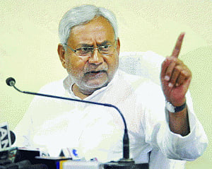 Nitish accuses BJP of 'cornering' elders