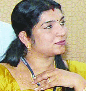 Con woman 'link': Chandy rejects resignation call