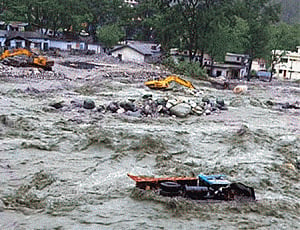 Thousands feared dead in U'khand, rescue efforts intensified
