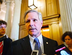 US Immigration Bill clears major Senate hurdle