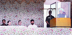 PM, Sonia's silence dashes hopes of quake-hit J&K