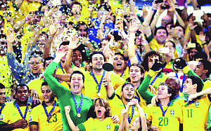 la Roja fall to Samba music