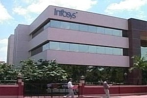 Infosys Q1 Net up 3.7 pc to Rs 2,374 cr