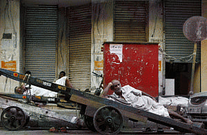 Mumbai wholesalers go on strike against tax