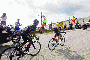 Froome reasserts supremacy