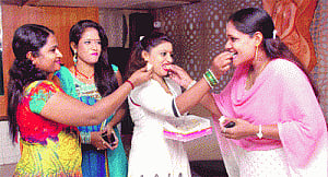 Mumbai bars no bar for 75,000 dancers
