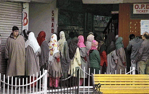 Curfew lifted in Kashmir Valley