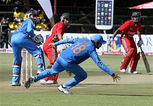 Raza, Chigumbura guide Zimbabwe to 228/7