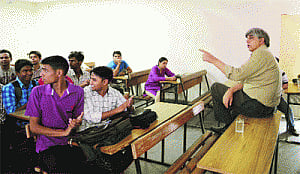 VC pays surprise visit to DU colleges on Day 1