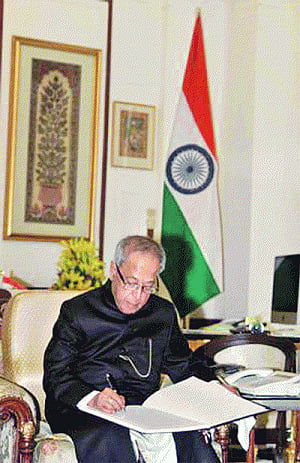 Prez Mukherjee completes one year in office