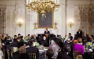 Obama hosts Iftar at White House