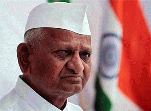 Rahul, Modi not fit for PM's post: Hazare