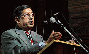 Srinivasan seems set to return as BCCI chief