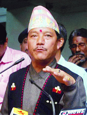 GJM hardens stand, declares indefinite Darjeeling bandh