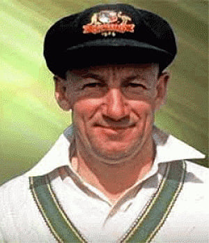 Bradman bat up for auction