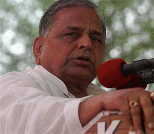 Will back food bill if govt protects farmers' interests: Yadav