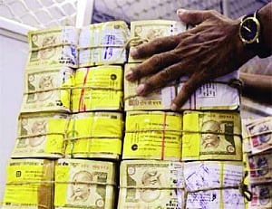 Direct tax rises by 13.27% in Apr-Jul to Rs 1.57 lakh crore