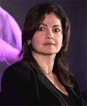 Pooja Bhatt yet to finalise actress for 'Cabaret'