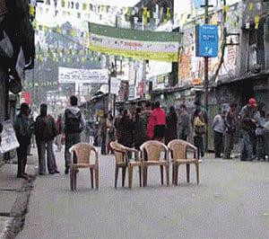 GJM leader arrested, bandh in Darjeeling enters ninth day