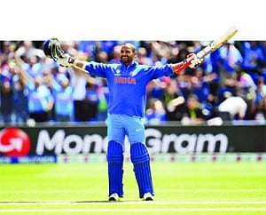 Shikhar scales the peak