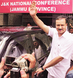 Tension prevails; J&K MoS quits