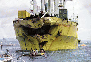 Search suspended for 171 missing in Philippine ferry disaster