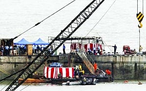 Burning, drowning caused sailors' deaths: Autopsy