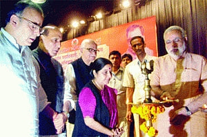 BJP plans to stimulate foot  soldiers for full majority in lS