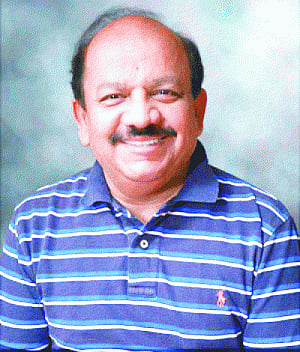 Gadkari forms core panel to accommodate 'voices'
