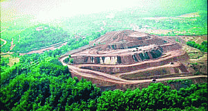 'SC blanket ban on mining has hurt Rs'